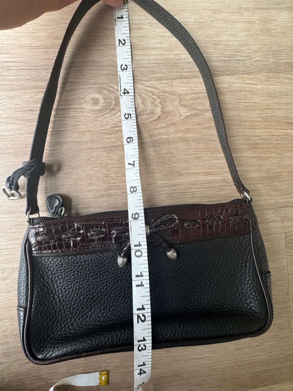 Y2K Vintage Brighton Small Black and Dark Brown Grainy Leather Shoulder Bag - Picture 3 of 12